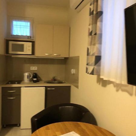 HajdúszoboszlóJacint Apartman住宿加早餐旅馆 外观 照片